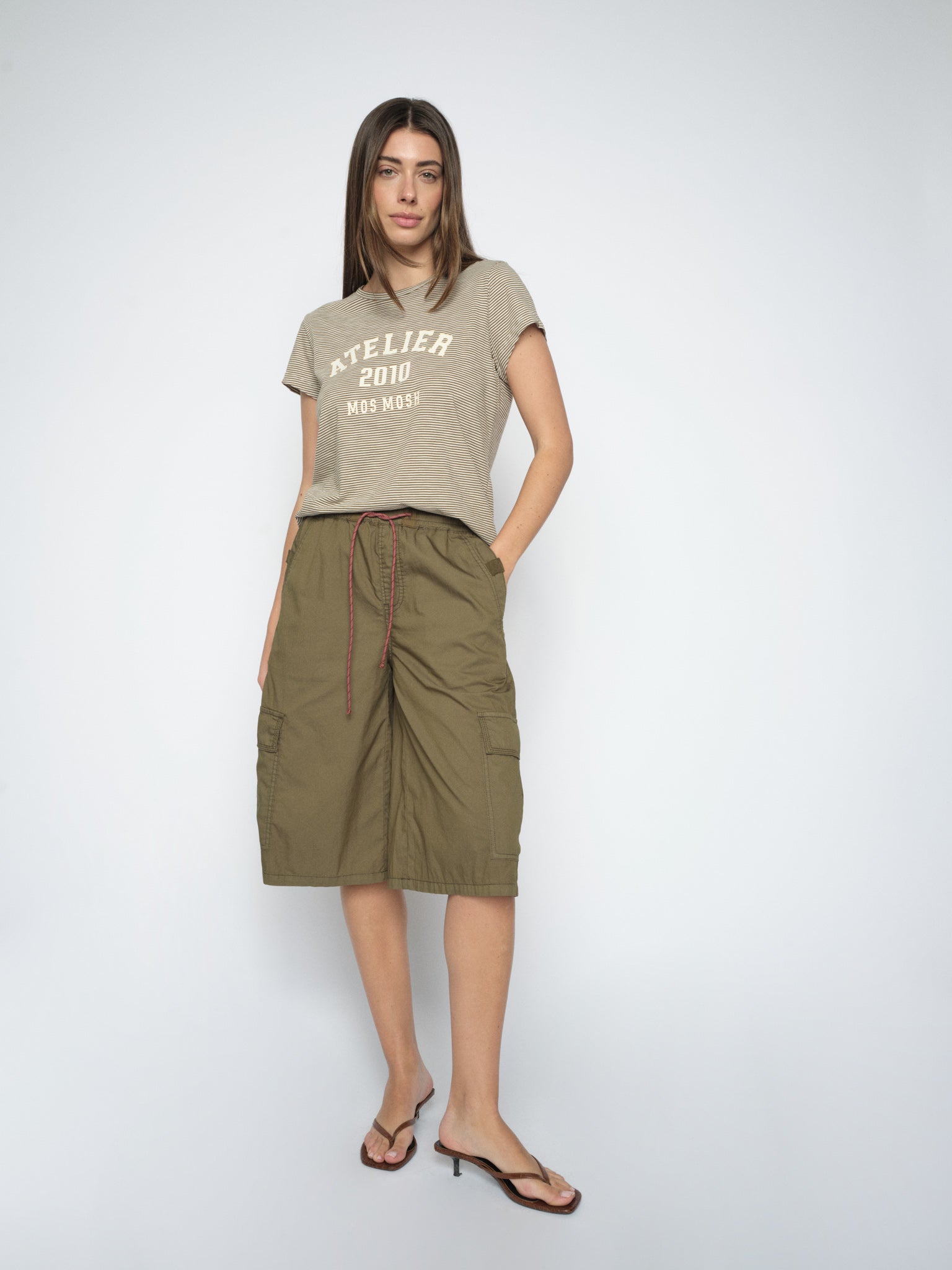 Modelshot / Burnt Olive / Detail